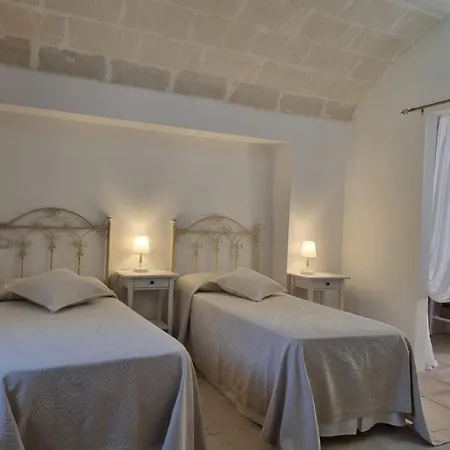 Trulli Di Spinaruta ベッド・アンド・ブレックファスト