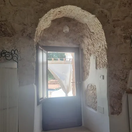 Trulli Di Spinaruta B&B