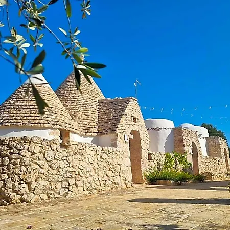 Oda ve Kahvaltı Trulli Di Spinaruta