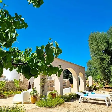 Trulli Di Spinaruta 4*